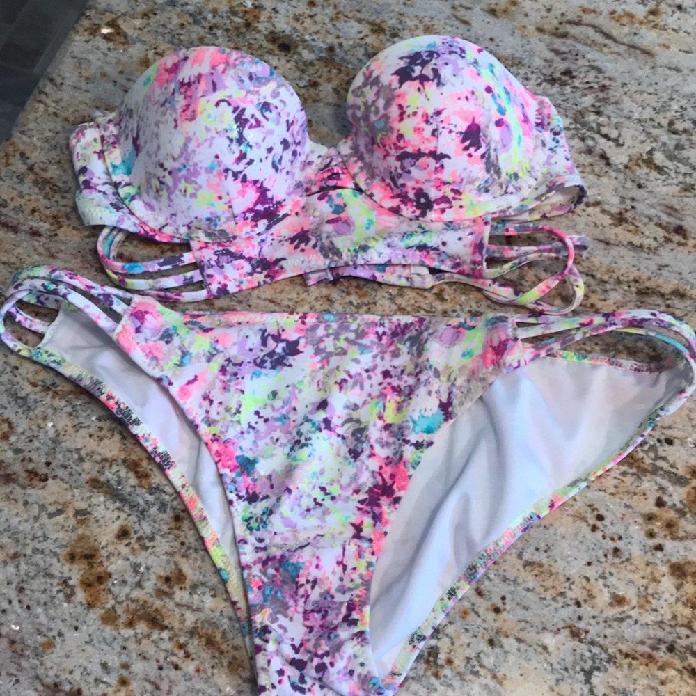 Victoria’s Secret Colorful Bikini